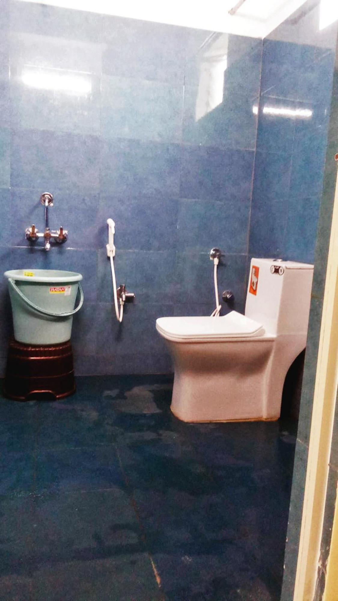 Udupi Deluxe Lodge Gulbarga Гулбарга Екстериор снимка