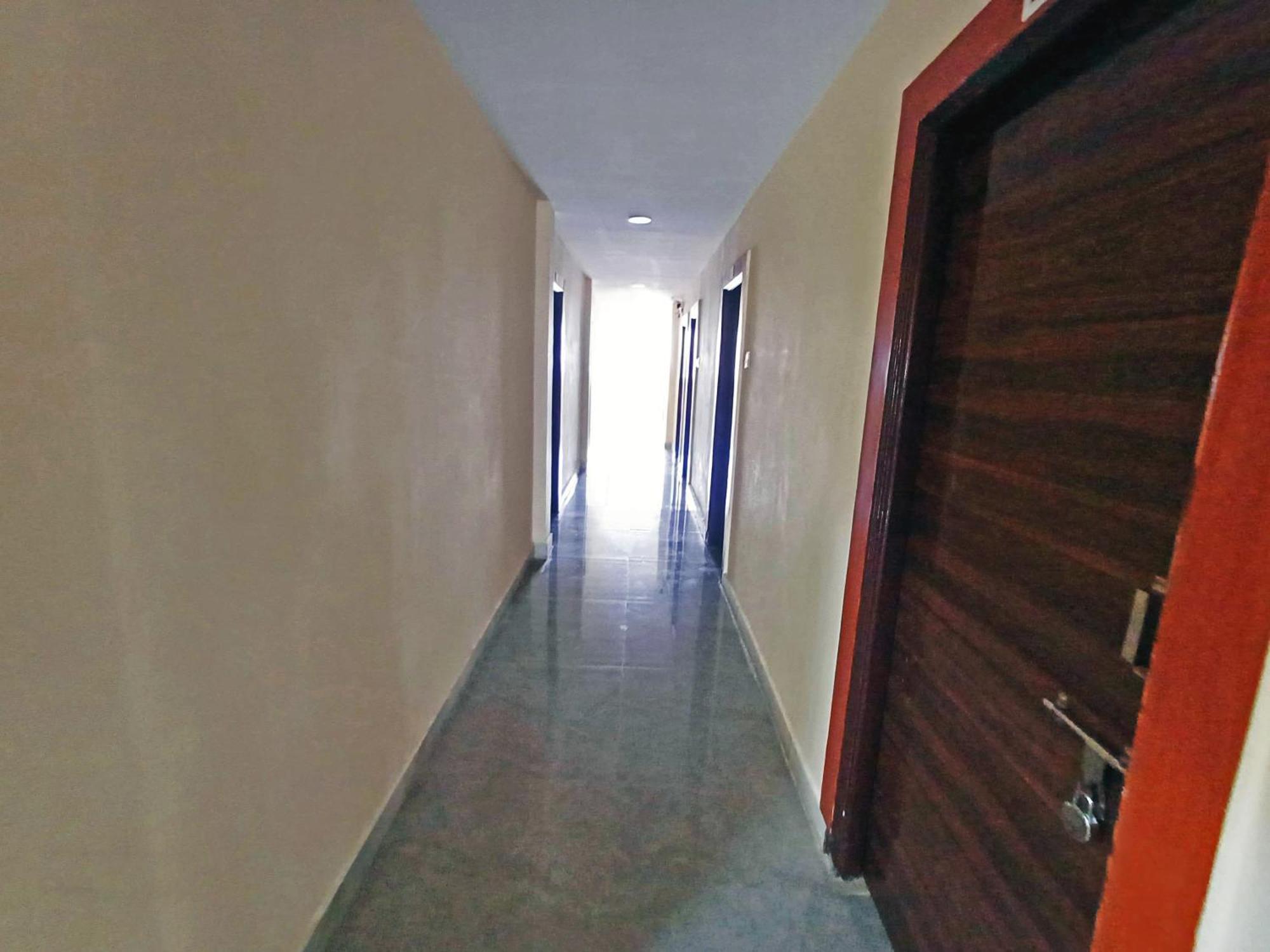 Udupi Deluxe Lodge Gulbarga Гулбарга Екстериор снимка