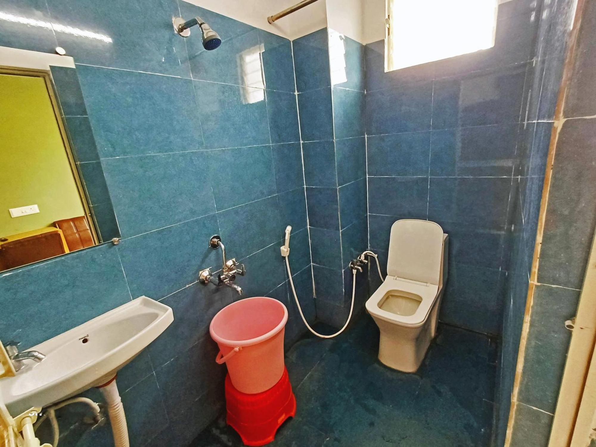 Udupi Deluxe Lodge Gulbarga Гулбарга Екстериор снимка