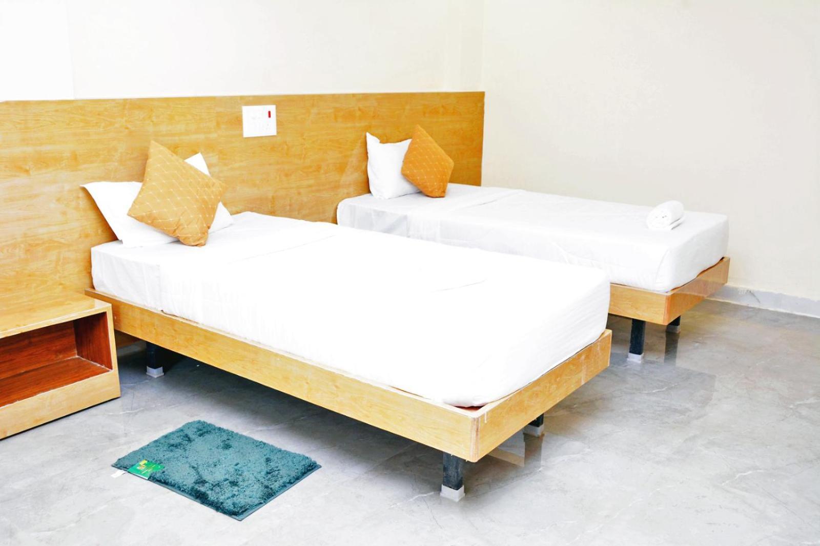Udupi Deluxe Lodge Gulbarga Гулбарга Екстериор снимка